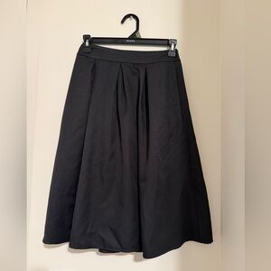 Yige Black Pleated Midi Skirt Size 2 Classic Chic